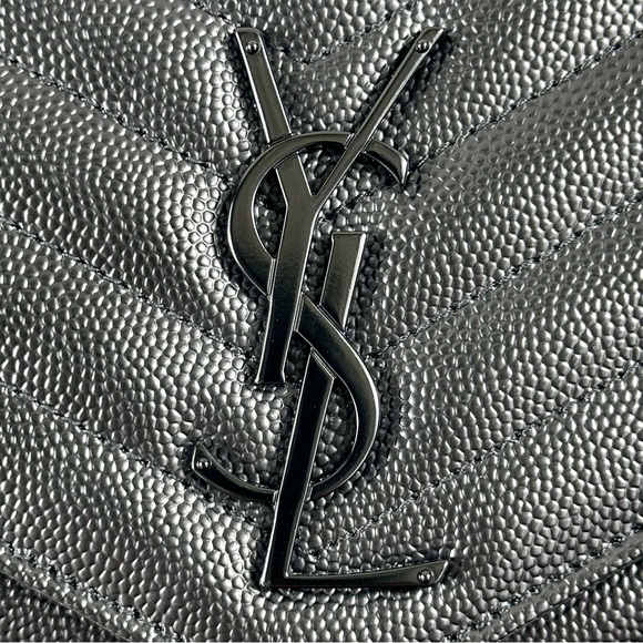 Saint Laurent Grain De Poudre Matelasse Chevron Monogram Monochrome - Picture 2 of 7